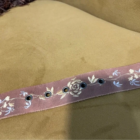 Linea Pelle Embroidered Belt - Picture 3 of 4